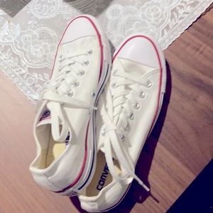 Converse - White Women’s Size 8